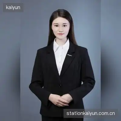 成桦语